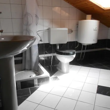 Kuca Na Sterne Guest house
