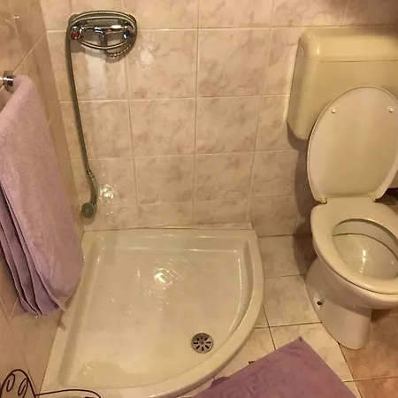 Πανσιόν Kuca Na Sterne 3*