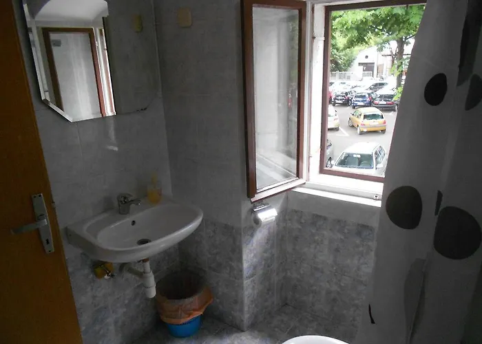 Kuca Na Sterne Laurana